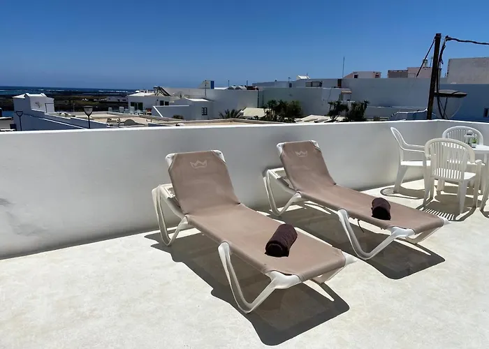 Mirador Del Muelle House Hostel Orzola