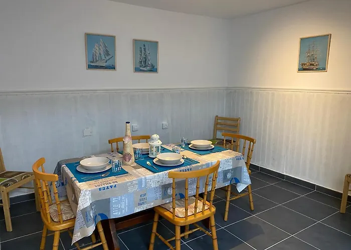 Mirador Del Muelle House *